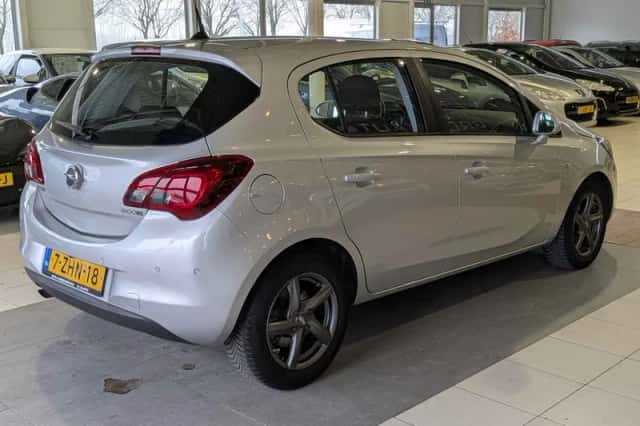 Opel Corsa (2014) thumbnail 4