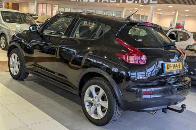 Nissan Juke (2013) thumbnail 3