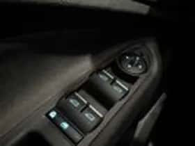 Ford C-Max (2015) thumbnail 11