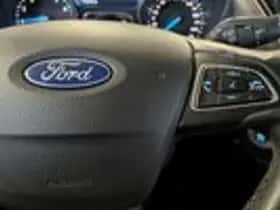 Ford C-Max (2015) thumbnail 13