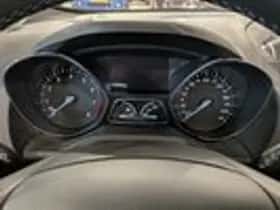 Ford C-Max (2015) thumbnail 14