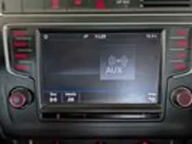 Volkswagen Polo (2016) thumbnail 19