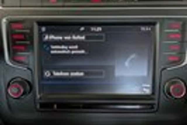 Volkswagen Polo (2016) thumbnail 20