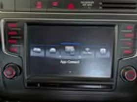 Volkswagen Polo (2016) thumbnail 24