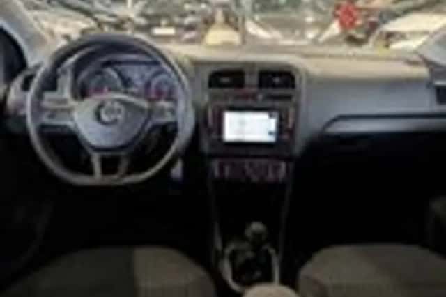 Volkswagen Polo (2016) thumbnail 9