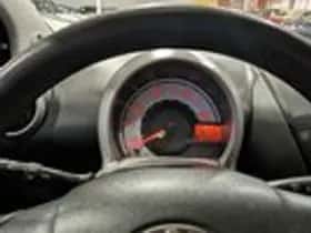 Toyota Aygo (2006) thumbnail 10