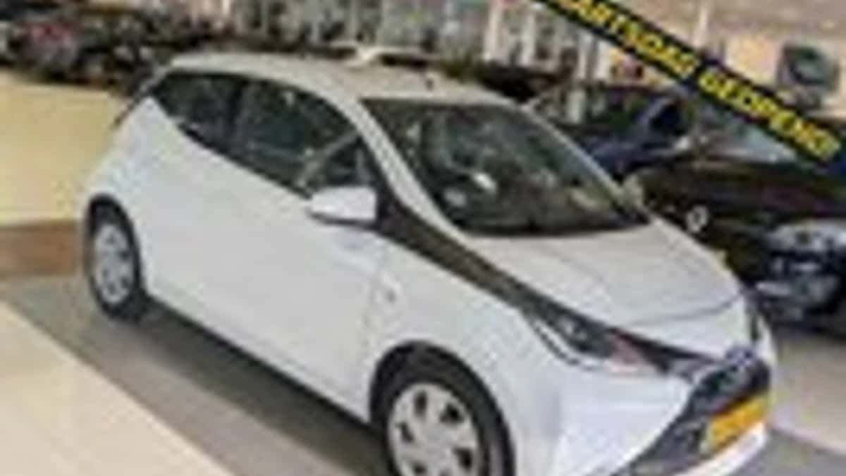 Toyota Aygo (2014) — foto 1
