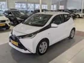 Toyota Aygo (2014) thumbnail 2