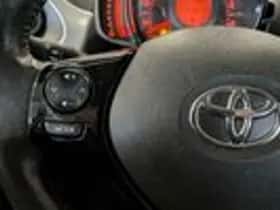 Toyota Aygo (2014) thumbnail 13