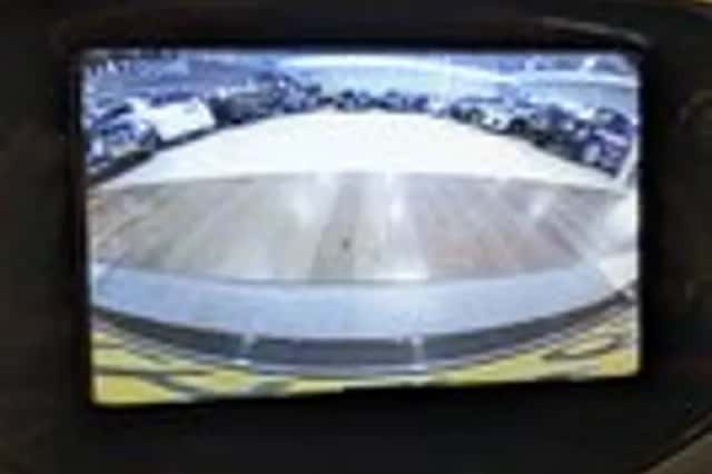 Toyota Aygo (2014) thumbnail 16