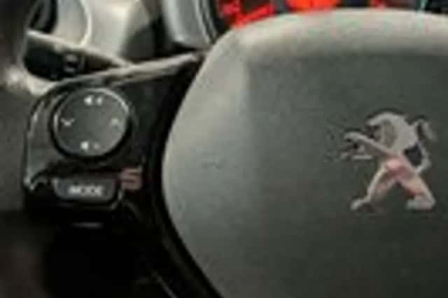 Peugeot 108 (2014) thumbnail 13