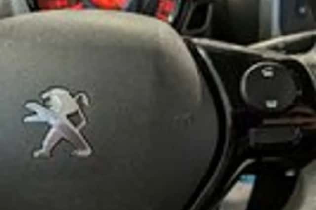 Peugeot 108 (2014) thumbnail 14