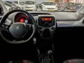 Peugeot 108 (2014) thumbnail 9