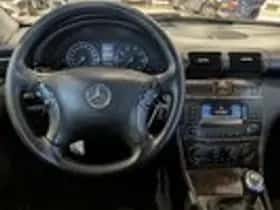 Mercedes-Benz C-Klasse (2005) thumbnail 9