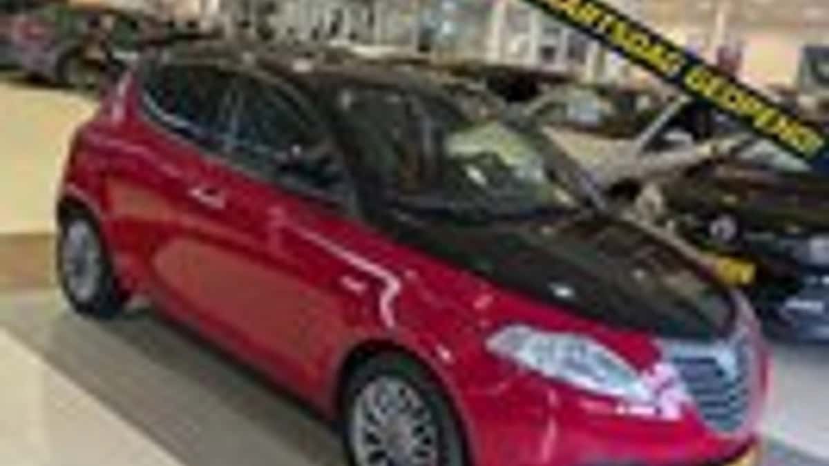 Lancia Ypsilon (2013) — foto 1