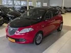 Lancia Ypsilon (2013) thumbnail 2