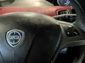 Lancia Ypsilon (2013) thumbnail 13