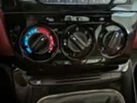 Lancia Ypsilon (2013) thumbnail 16