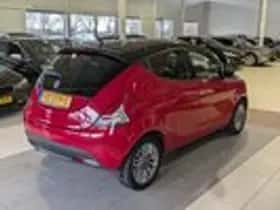 Lancia Ypsilon (2013) thumbnail 4