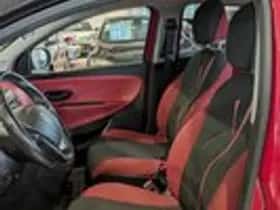 Lancia Ypsilon (2013) thumbnail 6