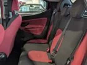 Lancia Ypsilon (2013) thumbnail 7