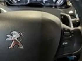Peugeot 2008 (2015) thumbnail 14