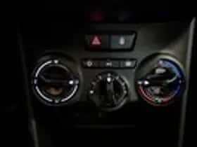 Peugeot 2008 (2015) thumbnail 19