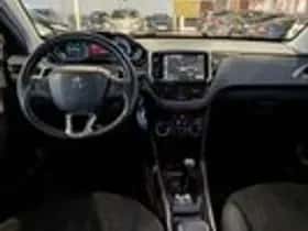 Peugeot 2008 (2015) thumbnail 9