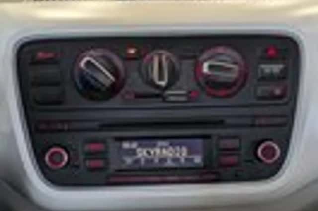 SEAT Mii (2013) thumbnail 12