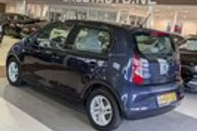 SEAT Mii (2013) thumbnail 3
