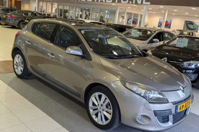 Renault Mégane (2009) thumbnail 1