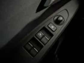Mazda 2 (2015) thumbnail 11