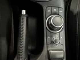 Mazda 2 (2015) thumbnail 16