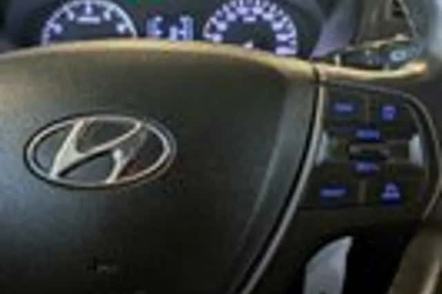 Hyundai i20 (2015) thumbnail 15