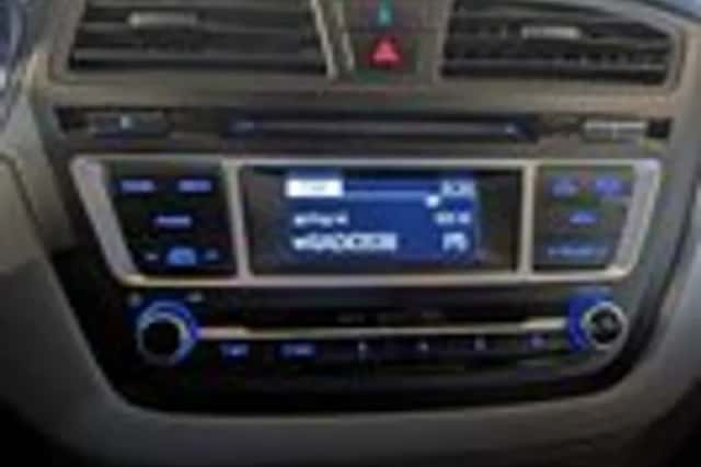 Hyundai i20 (2015) thumbnail 16