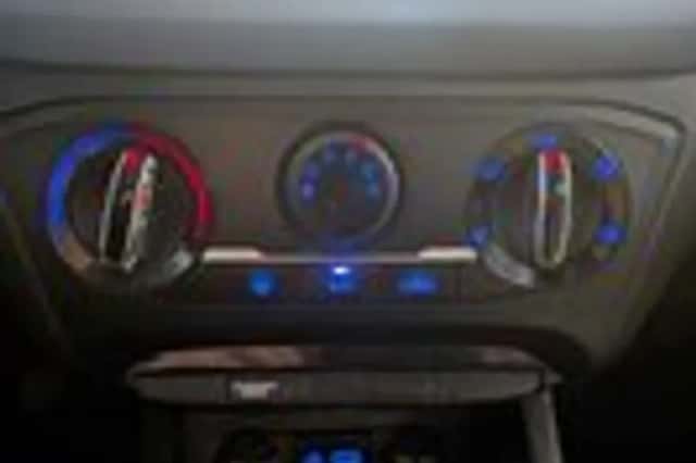 Hyundai i20 (2015) thumbnail 17