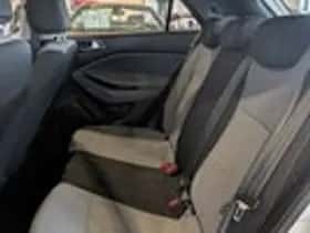 Hyundai i20 (2015) thumbnail 7
