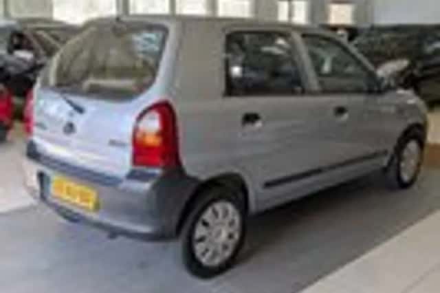 Suzuki Alto (2003) thumbnail 4