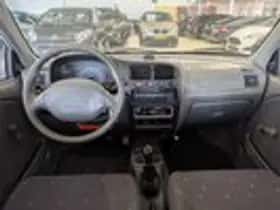 Suzuki Alto (2003) thumbnail 8