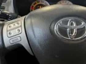 Toyota Auris (2008) thumbnail 12