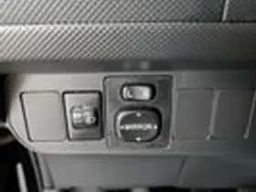 Toyota Auris (2008) thumbnail 15