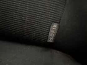 Toyota Auris (2008) thumbnail 8