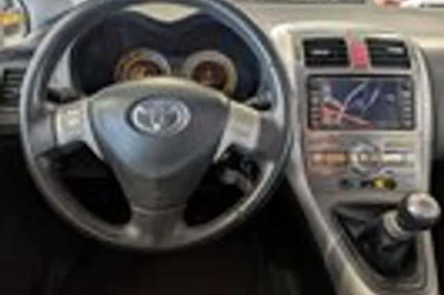 Toyota Auris (2008) thumbnail 10