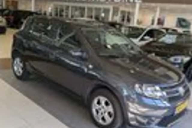 Dacia Sandero (2016) thumbnail 1