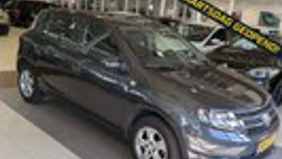 Dacia Sandero (2016) — foto 1