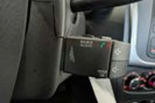 Dacia Sandero (2016) thumbnail 12