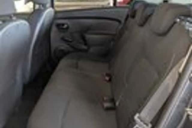 Dacia Sandero (2016) thumbnail 7