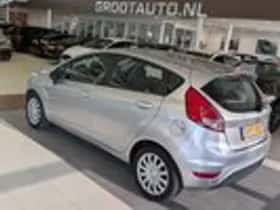 Ford Fiesta (2017) thumbnail 3