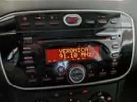 Fiat Punto (2013) thumbnail 14