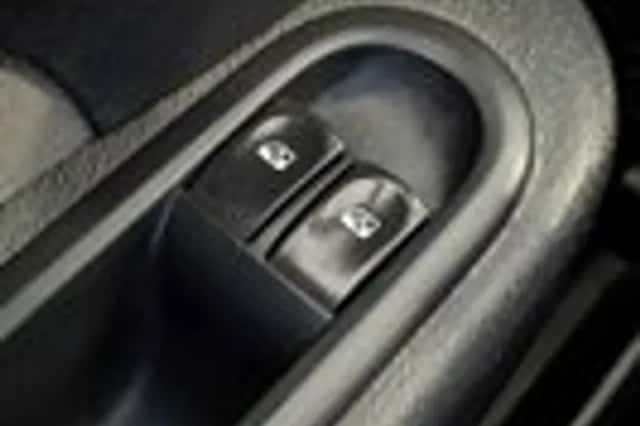 Renault Twingo (2010) thumbnail 12